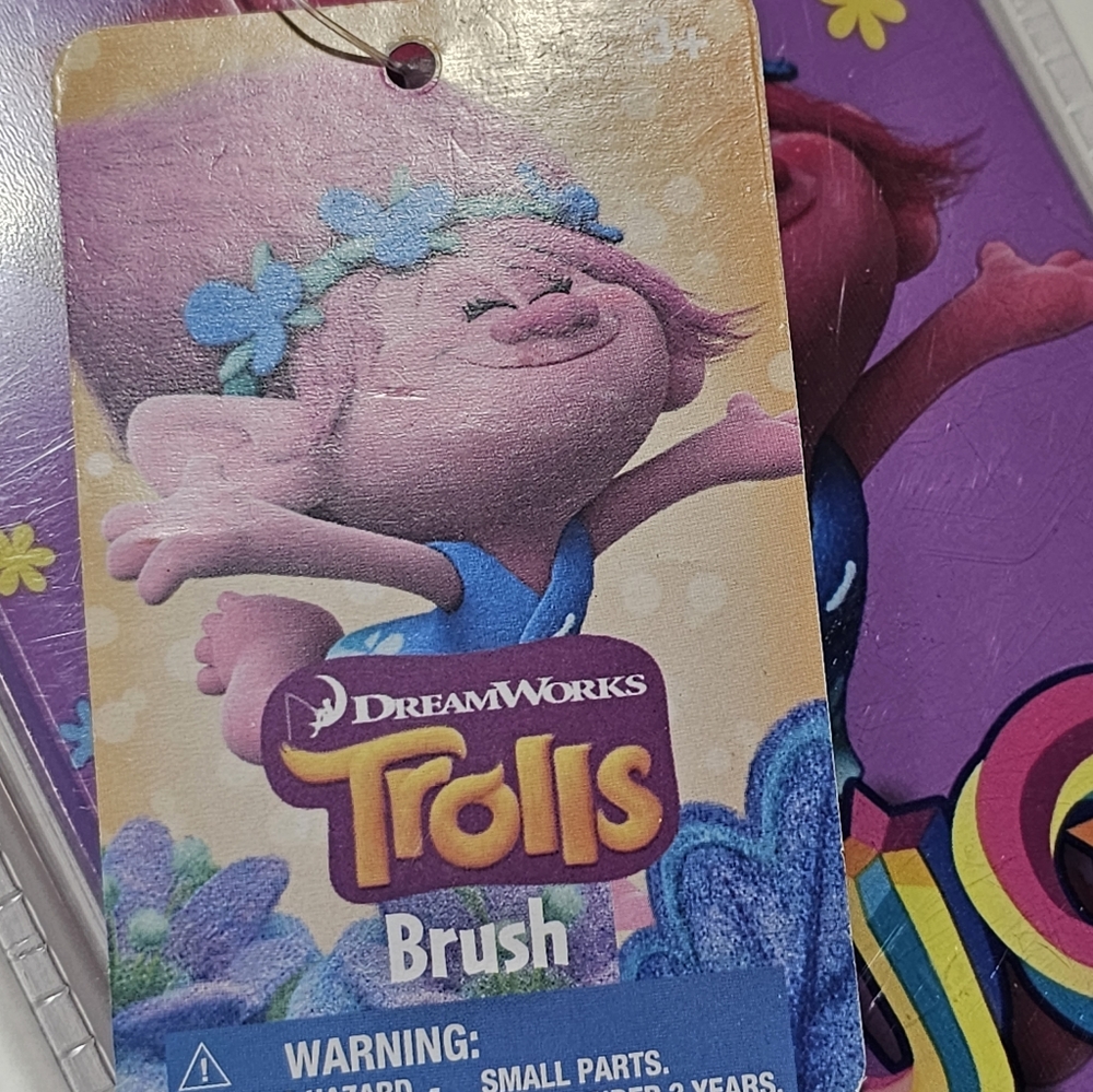 Trolls Hairbrush - Picture 8 of 9